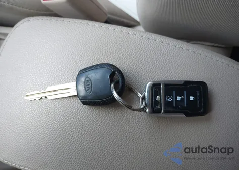 2009 Kia Sportage Lx V6 z USA, uszkodzony, nr VIN KNDJF723197636434